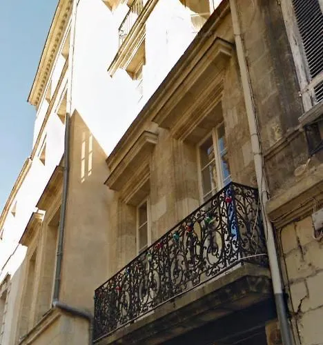 Appartement Cosy Avec Balcon, Centre Historique